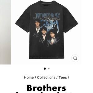 Brand New Jonas Brothers Vintage Tee